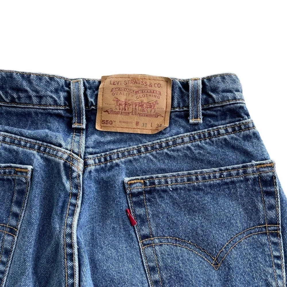 Levi's Men's Relaxed Fit 550 Jeans - Classic Blue - Picture 5 of 8